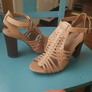 Merona Heel never worn